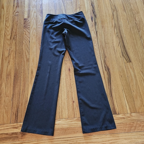 Super cute rayon blend low-waisted dress pants two pockets in the front size Xs - Picture 2 of 5